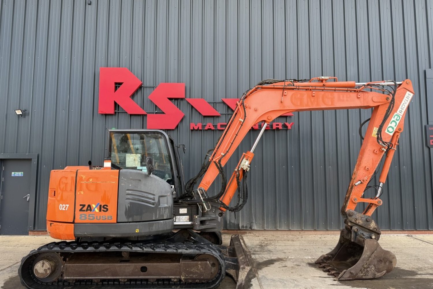 original-used-hitachi-zx-85-usb-5-a-8t-mini-excavator.jpg